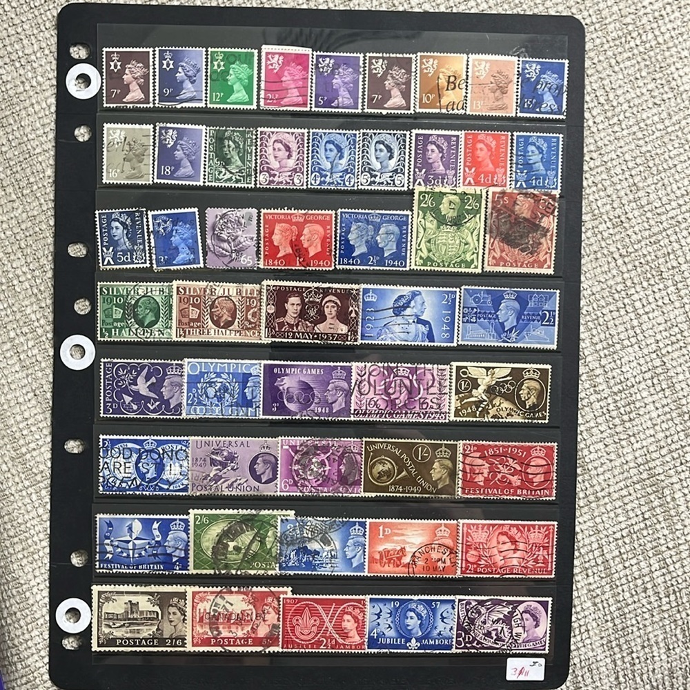 Britain postage stamps #4- 50 stamps